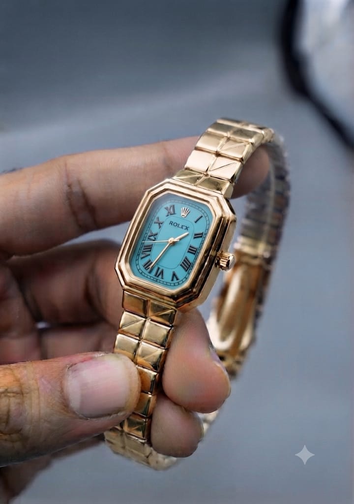 men watch